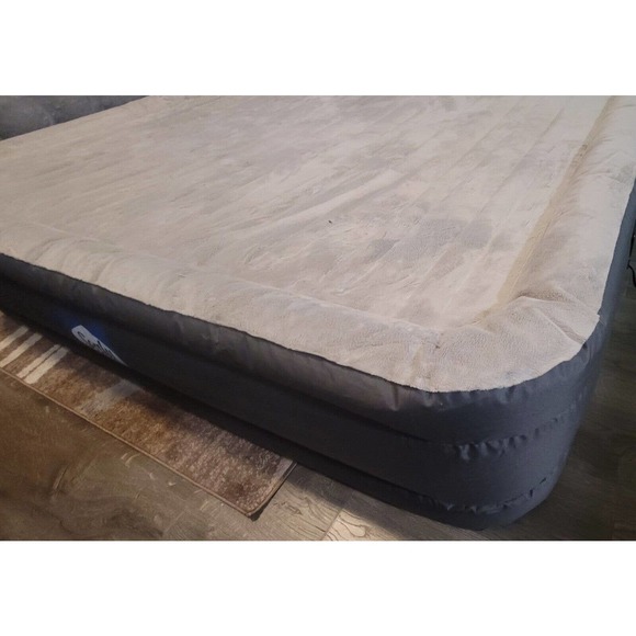Sealy Alwayzaire Tough Guard 18" Airbed, Queen w/ Headboard and Built In Pump - Picture 15 of 16